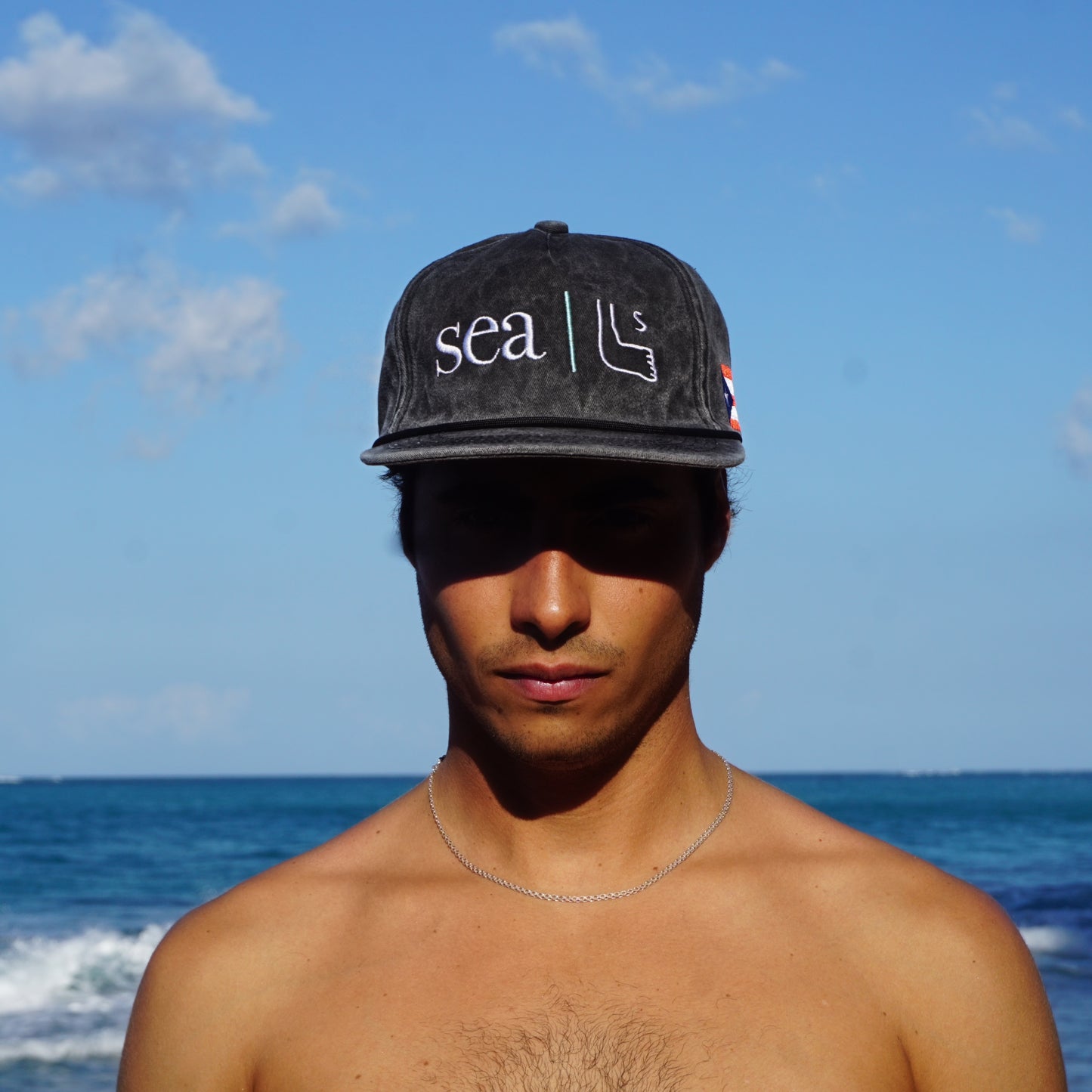 The Shipwreck Boricua Hat Black